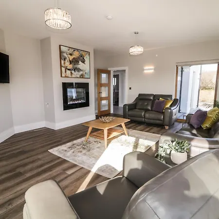 Moorhen House Ferienhaus *